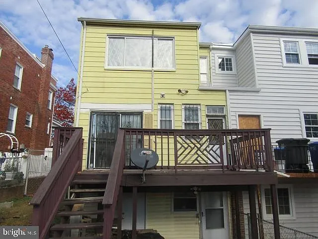 Rear of house before renovation